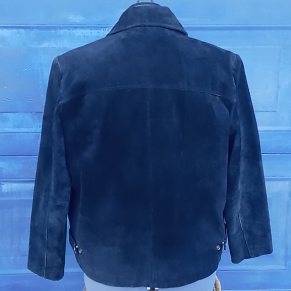 Adventures On The Wing Genuine Suede Jacket - Picture 9 of 15